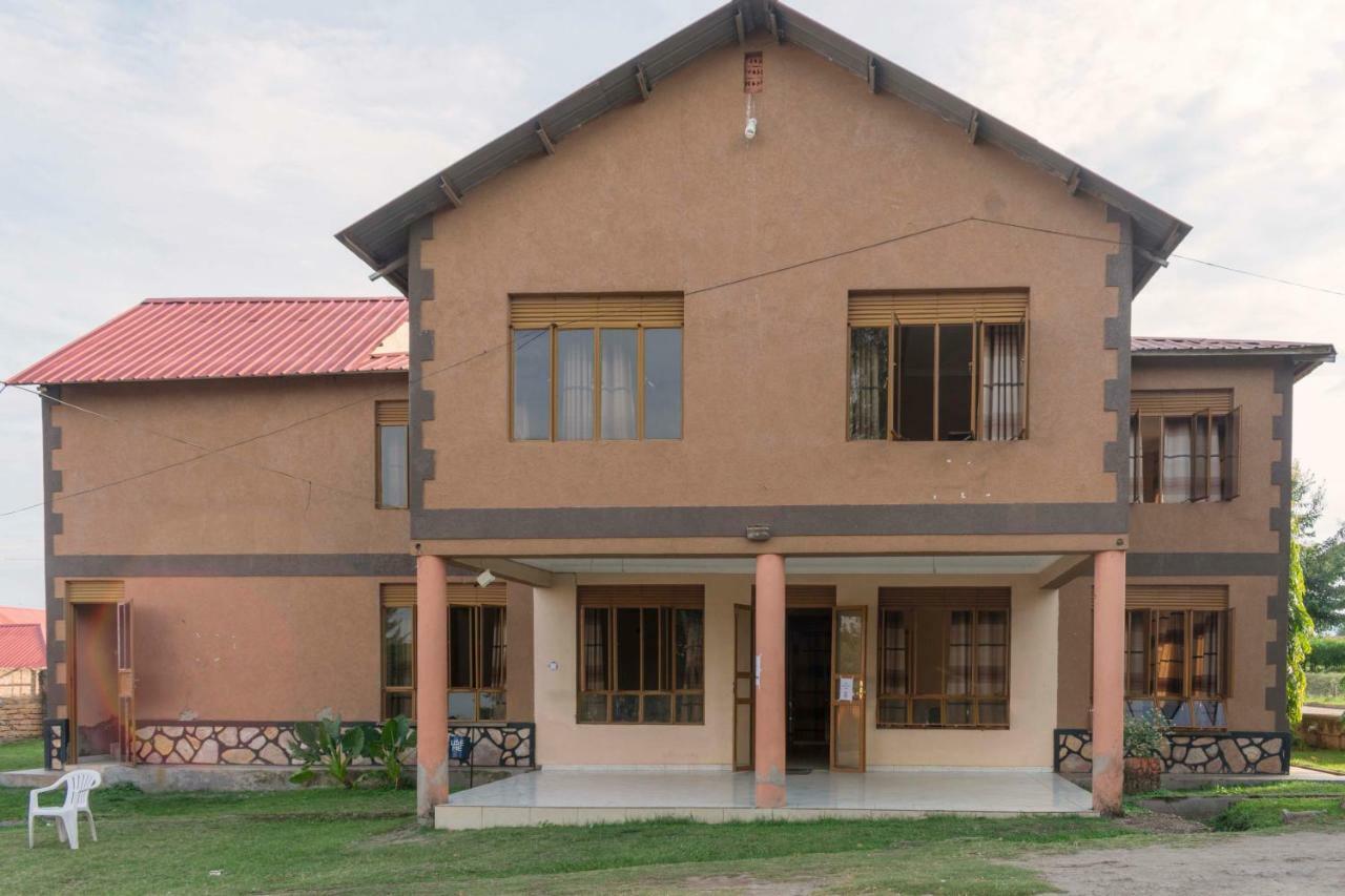 Rwenzori International Hotel Kasese 外观 照片