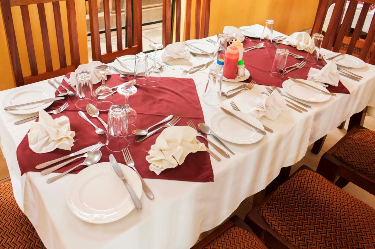 Rwenzori International Hotel Kasese 外观 照片