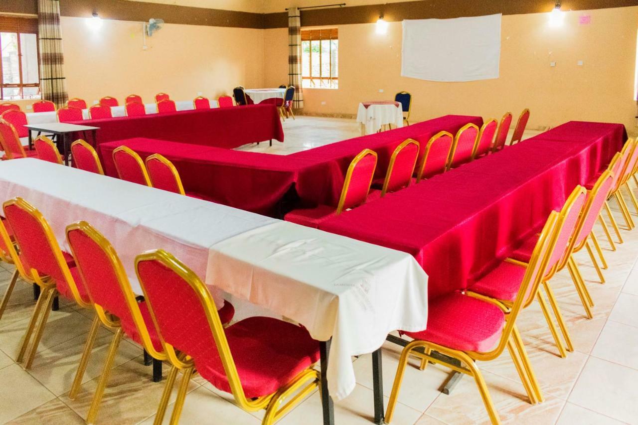 Rwenzori International Hotel Kasese 外观 照片